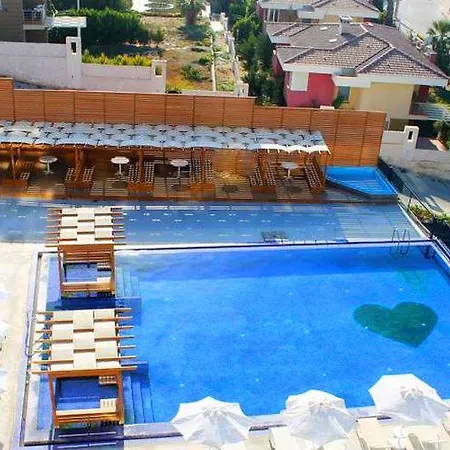 Loveyou Hotel Çeşme