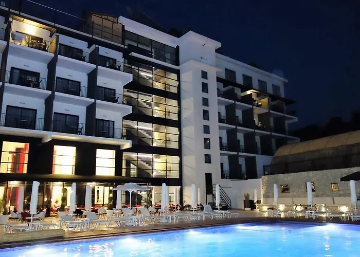 Loveyou Çeşme